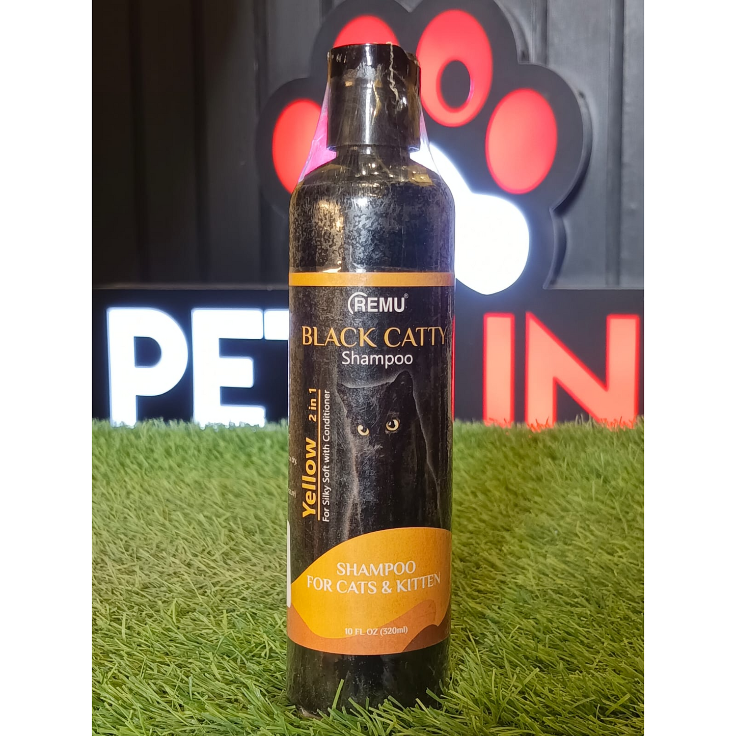 Remu Black Catty Cat Shampoo