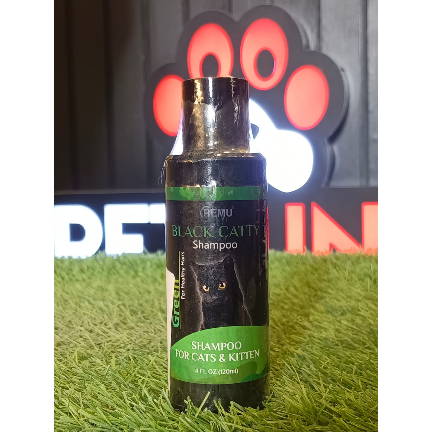 Remu Black Catty Cat Shampoo